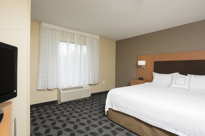 Imagen de la habitación del Hotel Towneplace Suites By Marriott Kalamazoo. Foto 8