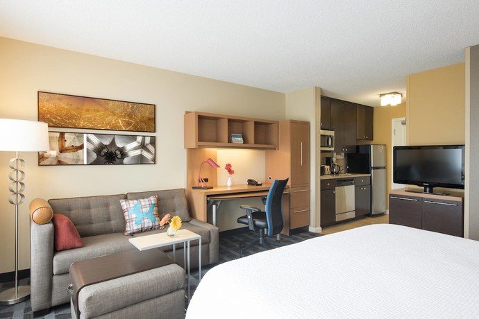 Imagen de la habitación del Hotel Towneplace Suites By Marriott Kalamazoo. Foto 10