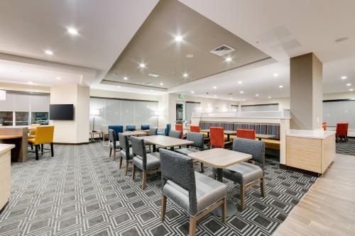Imagen general del Hotel Towneplace Suites By Marriott Kansas City Liberty. Foto 11