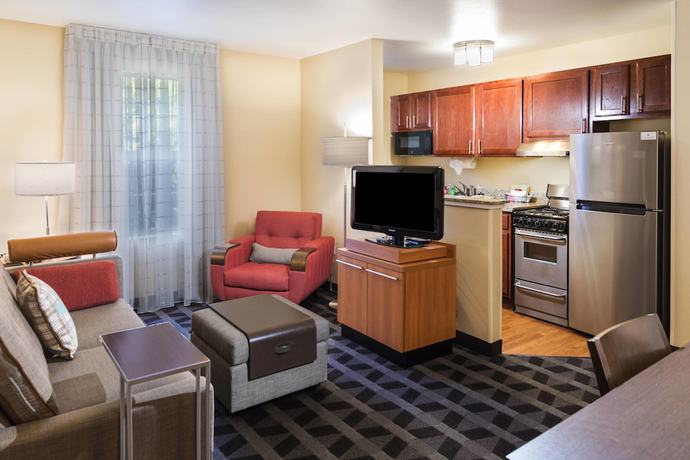 Imagen de la habitación del Hotel Towneplace Suites By Marriott Kennesaw. Foto 11