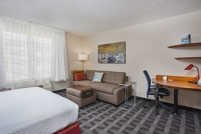 Imagen de la habitación del Hotel Towneplace Suites By Marriott Knoxville Cedar Bluff. Foto 7