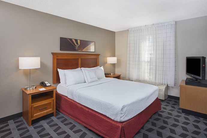 Imagen de la habitación del Hotel Towneplace Suites By Marriott Knoxville Cedar Bluff. Foto 11