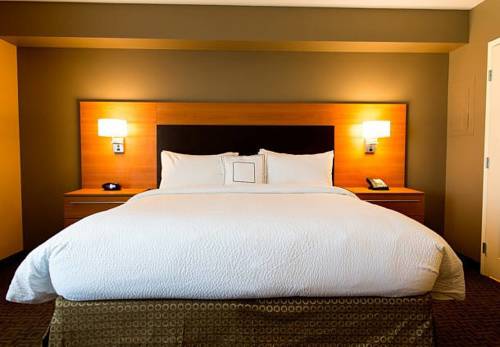 Imagen de la habitación del Hotel Towneplace Suites By Marriott Lancaster. Foto 5