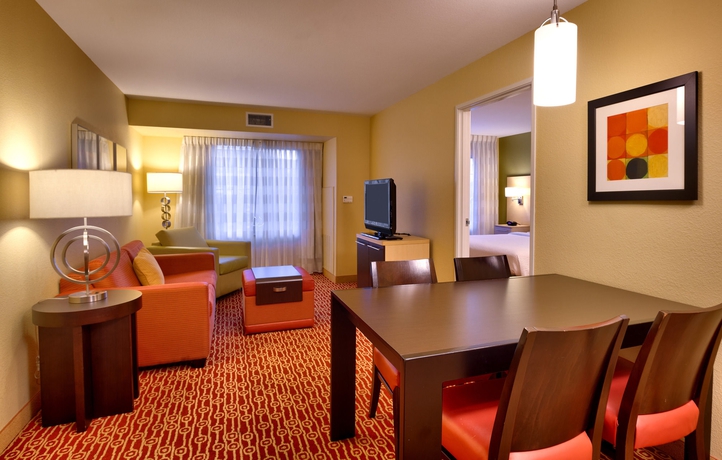 Imagen de los interiores del Hotel Towneplace Suites By Marriott Las Vegas Henderson. Foto 12