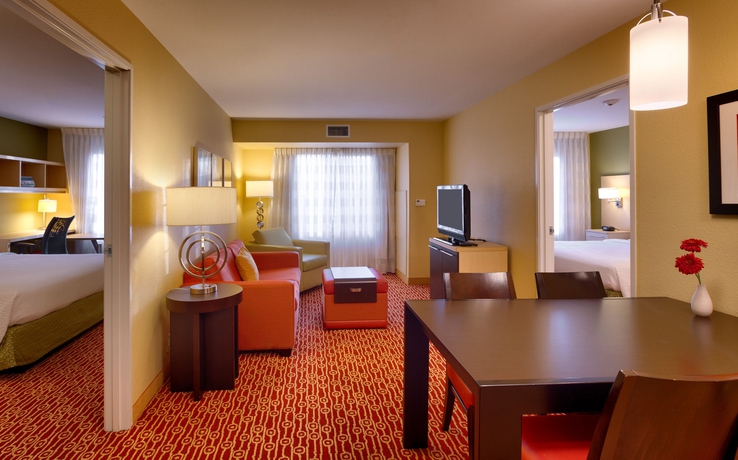 Imagen de los interiores del Hotel Towneplace Suites By Marriott Las Vegas Henderson. Foto 13