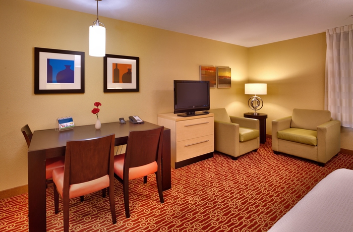 Imagen de la habitación del Hotel Towneplace Suites By Marriott Las Vegas Henderson. Foto 6