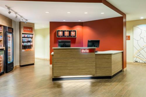 Imagen general del Hotel Towneplace Suites By Marriott Latham Albany Airpor. Foto 2