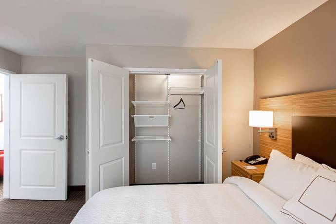 Imagen de la habitación del Hotel Towneplace Suites By Marriott Louisville Airport. Foto 8