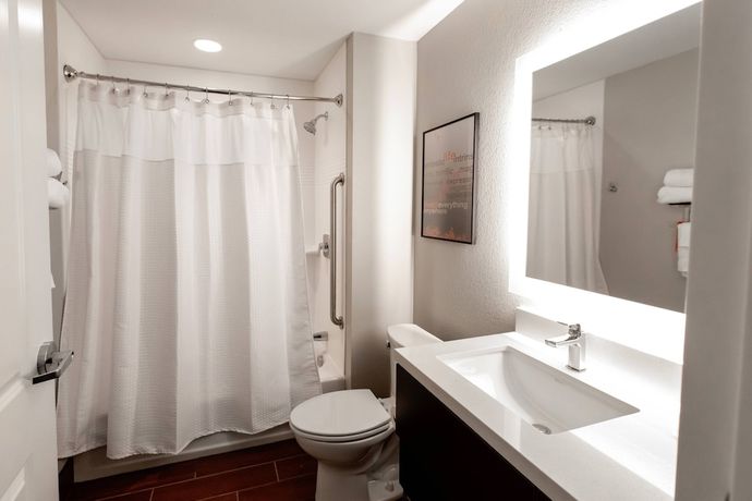 Imagen de la habitación del Hotel Towneplace Suites By Marriott Louisville Airport. Foto 11