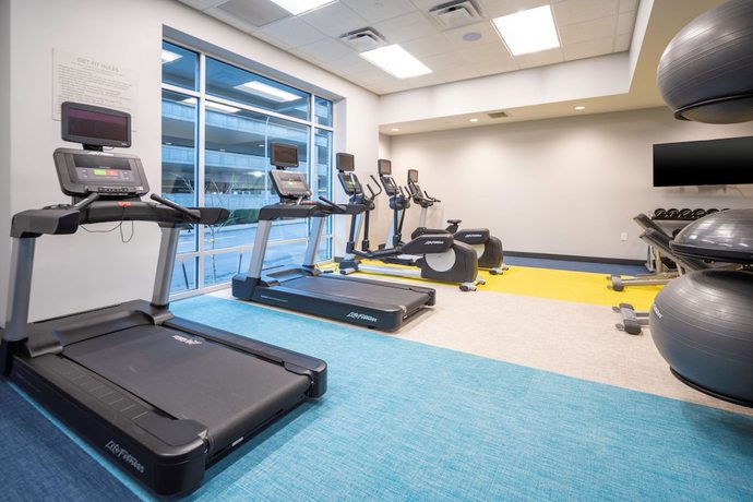 Imagen de los interiores del Hotel Towneplace Suites By Marriott Louisville Downtown. Foto 18