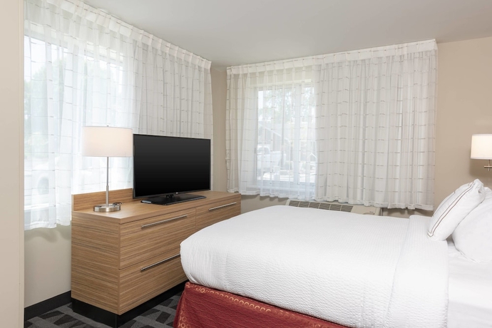 Imagen de la habitación del Hotel Towneplace Suites By Marriott Louisville North. Foto 14