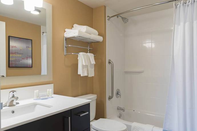 Imagen de la habitación del Hotel Towneplace Suites By Marriott Mansfield Ontario. Foto 13