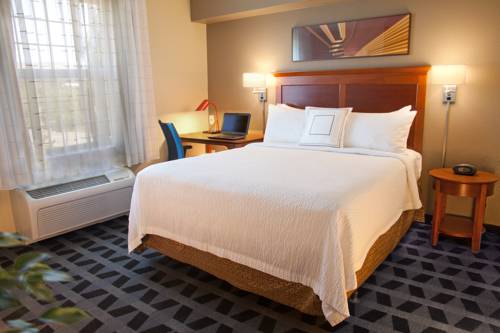 Imagen de la habitación del Hotel Towneplace Suites By Marriott Medford. Foto 3