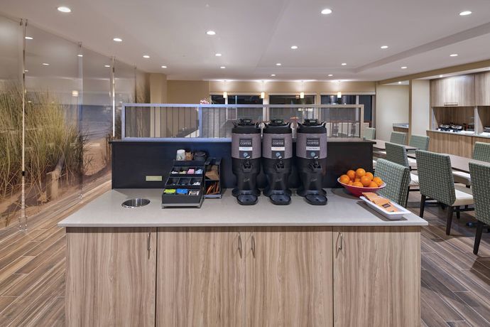 Imagen del bar/restaurante del Hotel Towneplace Suites By Marriott Naples. Foto 3