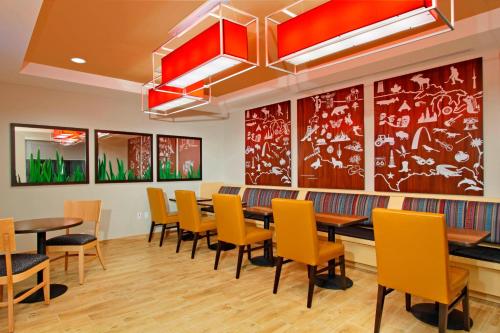 Imagen general del Hotel Towneplace Suites By Marriott New Orleans Harvey/w. Foto 14