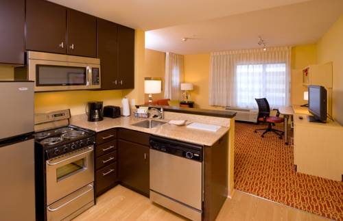 Imagen de la habitación del Hotel Towneplace Suites By Marriott Omaha West. Foto 8