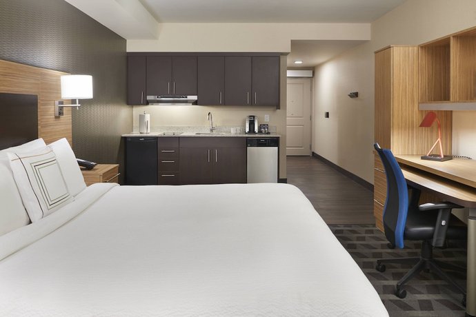 Imagen de la habitación del Hotel Towneplace Suites By Marriott Oshawa. Foto 12