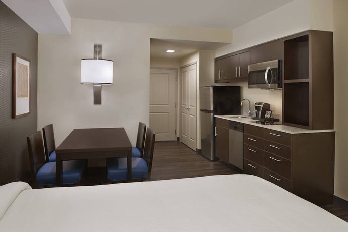 Imagen de la habitación del Hotel Towneplace Suites By Marriott Oshawa. Foto 14
