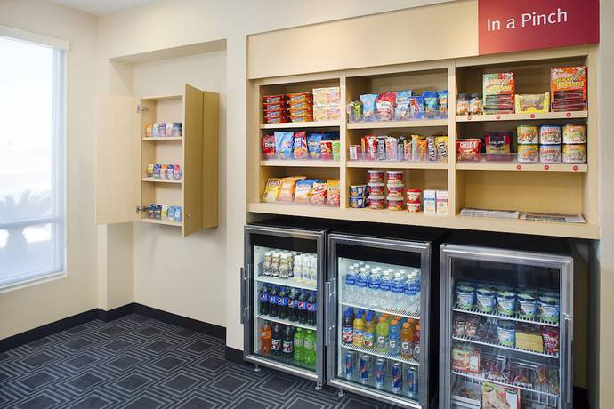 Imagen de los interiores del Hotel Towneplace Suites By Marriott Phoenix Goodyear. Foto 10