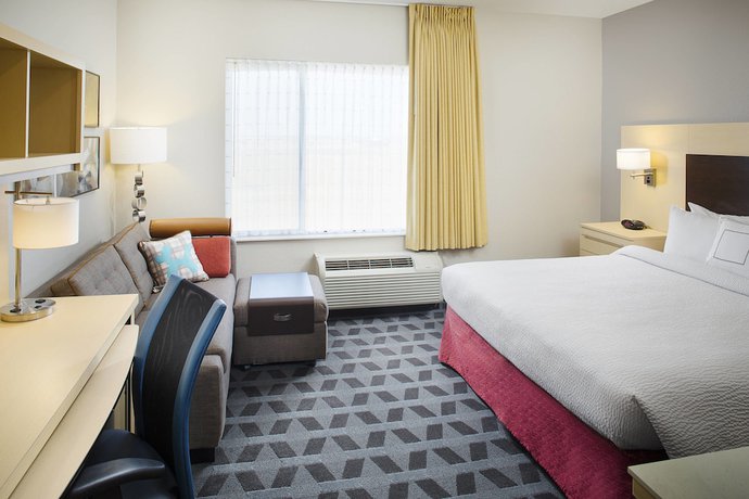 Imagen de la habitación del Hotel Towneplace Suites By Marriott Phoenix Goodyear. Foto 5