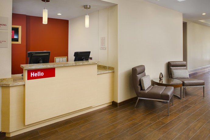 Imagen de los interiores del Hotel Towneplace Suites By Marriott Phoenix Goodyear. Foto 14