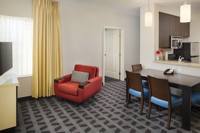 Imagen de la habitación del Hotel Towneplace Suites By Marriott Phoenix Goodyear. Foto 8