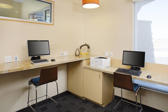 Imagen de los interiores del Hotel Towneplace Suites By Marriott Phoenix Goodyear. Foto 15
