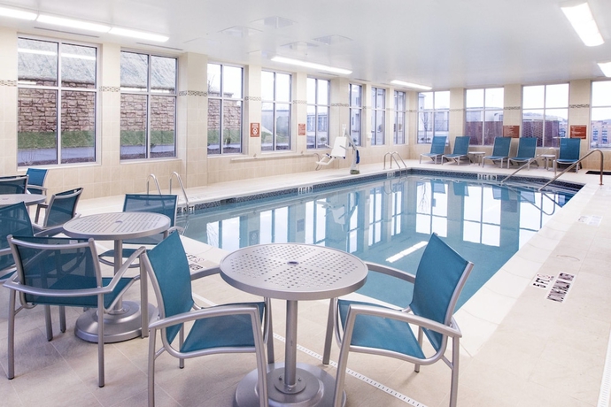 Imagen de la piscina del Hotel Towneplace Suites By Marriott Pittsburgh Cranberry Township. Foto 19