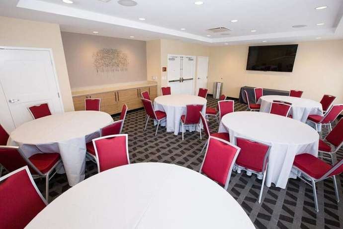 Imagen de los interiores del Hotel Towneplace Suites By Marriott Pittsburgh Harmarville. Foto 15