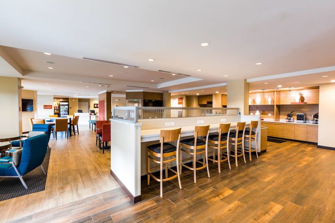 Imagen de los interiores del Hotel Towneplace Suites By Marriott Portland Beaverton. Foto 10