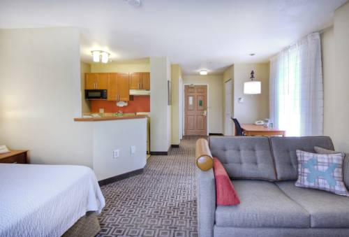 Imagen de la habitación del Hotel Towneplace Suites By Marriott Raleigh Cary-weston Parkway. Foto 3