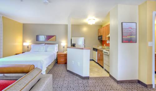 Imagen de la habitación del Hotel Towneplace Suites By Marriott Raleigh Cary-weston Parkway. Foto 4