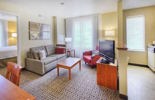 Imagen de la habitación del Hotel Towneplace Suites By Marriott Raleigh Cary-weston Parkway. Foto 5