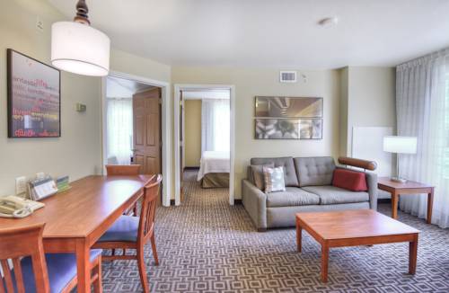 Imagen de la habitación del Hotel Towneplace Suites By Marriott Raleigh Cary-weston Parkway. Foto 6