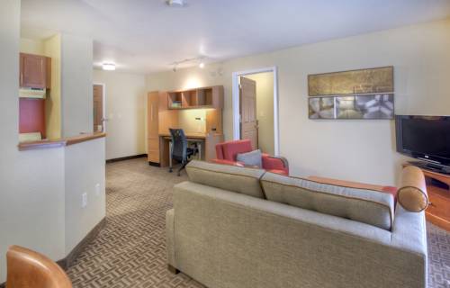 Imagen de la habitación del Hotel Towneplace Suites By Marriott Raleigh Cary-weston Parkway. Foto 12
