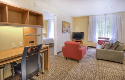 Imagen de la habitación del Hotel Towneplace Suites By Marriott Raleigh Cary-weston Parkway. Foto 13