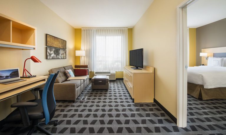 Imagen de la habitación del Hotel Towneplace Suites By Marriott Red Deer. Foto 3