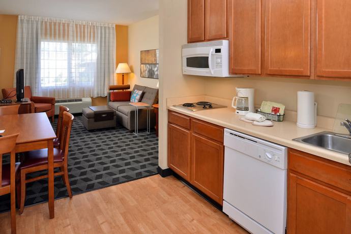 Imagen de la habitación del Hotel Towneplace Suites By Marriott Sacramento Cal Expo. Foto 17