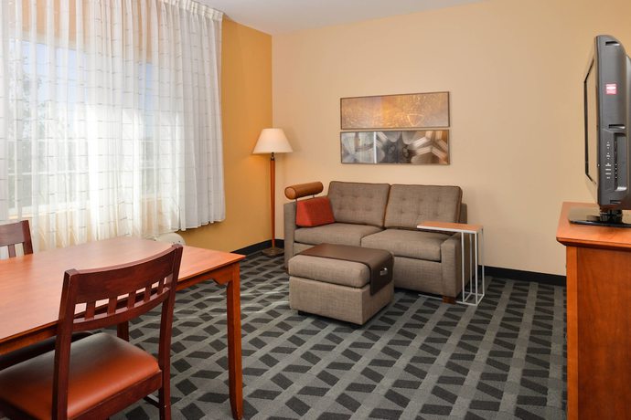 Imagen de la habitación del Hotel Towneplace Suites By Marriott Sacramento Cal Expo. Foto 18