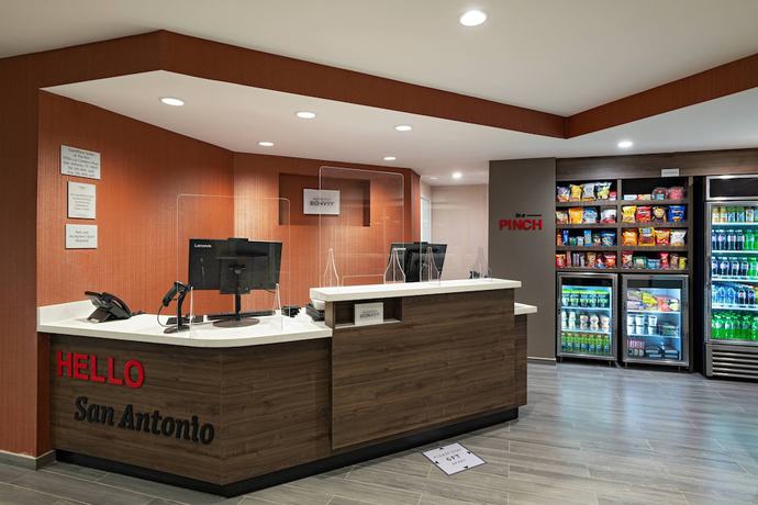 Imagen de los interiores del Hotel Towneplace Suites By Marriott San Antonio Northwest At The Rim. Foto 19