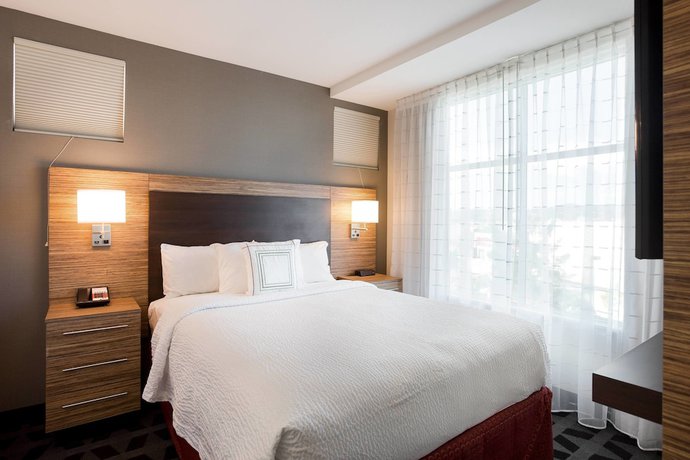 Imagen de la habitación del Hotel Towneplace Suites By Marriott San Mateo Foster Cit. Foto 7