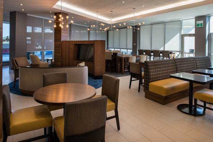 Imagen del bar/restaurante del Hotel Towneplace Suites By Marriott Saskatoon. Foto 3