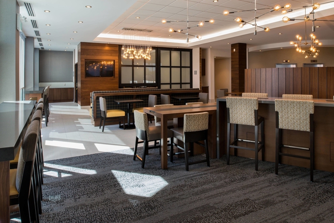 Imagen de los interiores del Hotel Towneplace Suites By Marriott Saskatoon. Foto 15
