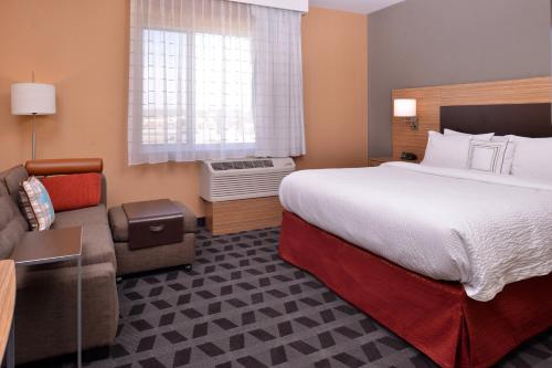 Imagen de la habitación del Hotel Towneplace Suites By Marriott St. Louis Chesterfield. Foto 17