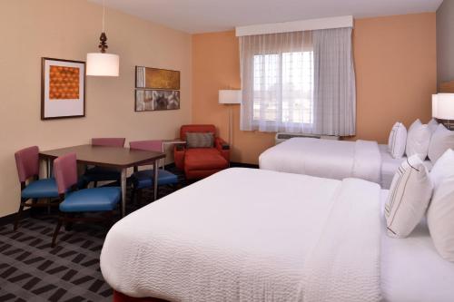 Imagen de la habitación del Hotel Towneplace Suites By Marriott St. Louis Chesterfield. Foto 18