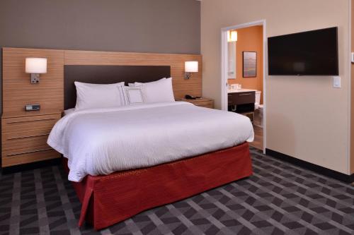 Imagen de la habitación del Hotel Towneplace Suites By Marriott St. Louis Chesterfield. Foto 19