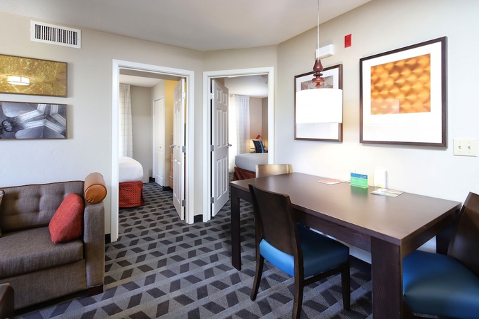 Imagen de la habitación del Hotel Towneplace Suites By Marriott Tucson. Foto 10