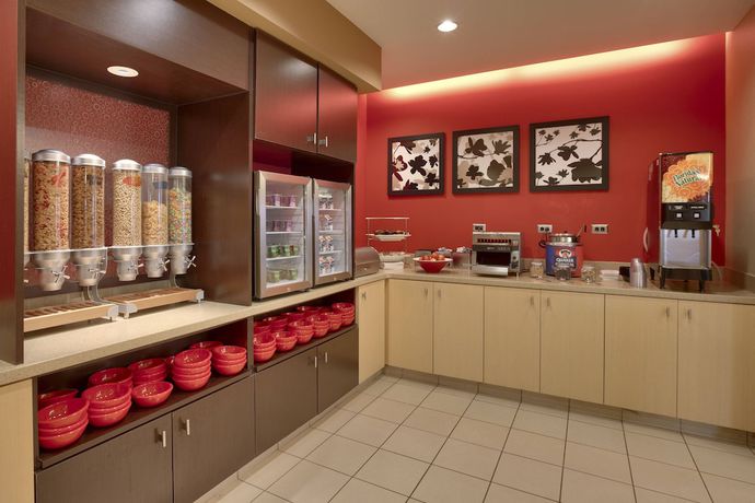 Imagen del bar/restaurante del Hotel Towneplace Suites By Marriott Vernal. Foto 3