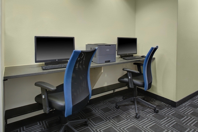 Imagen de los interiores del Hotel Towneplace Suites By Marriott Wichita East. Foto 19