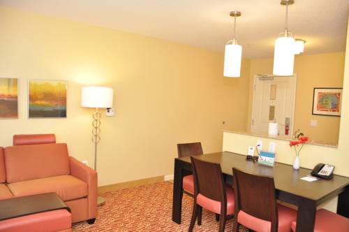 Imagen de la habitación del Hotel Towneplace Suites By Marriott Winchester. Foto 5